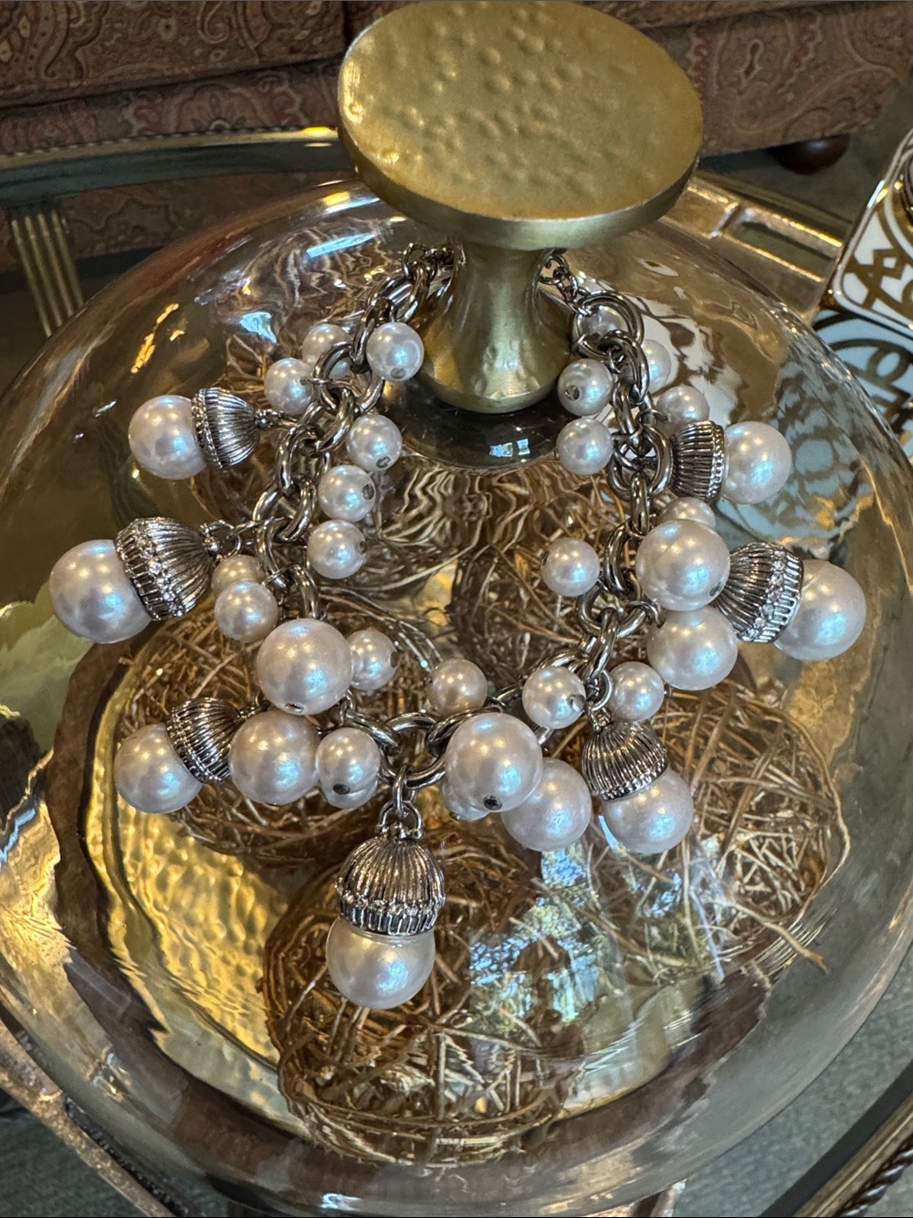 Rare Brighton “My Flat in London” SilverTone Chunky Pearl Charm Bracelet Retired - Picture 7 of 15